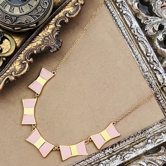KATE SPADE • Bow Shoppe Row Necklace - Picture 4 of 5